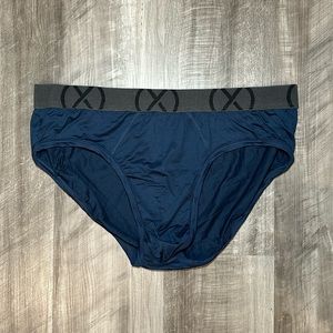 2(X)IST Sport Mesh Brief - XL